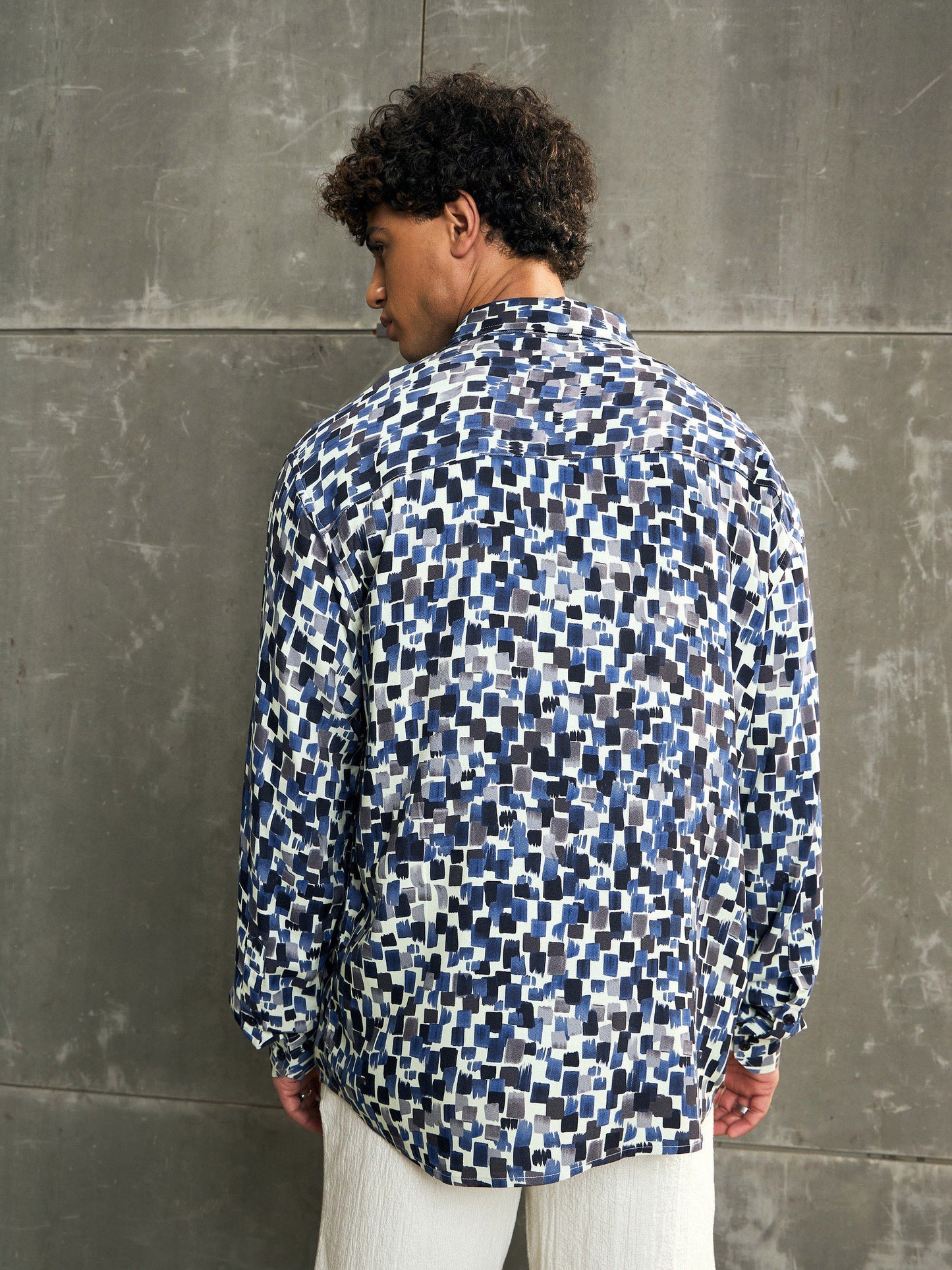 Men Blue & Navy Conversational Print Relax Fit Shirt