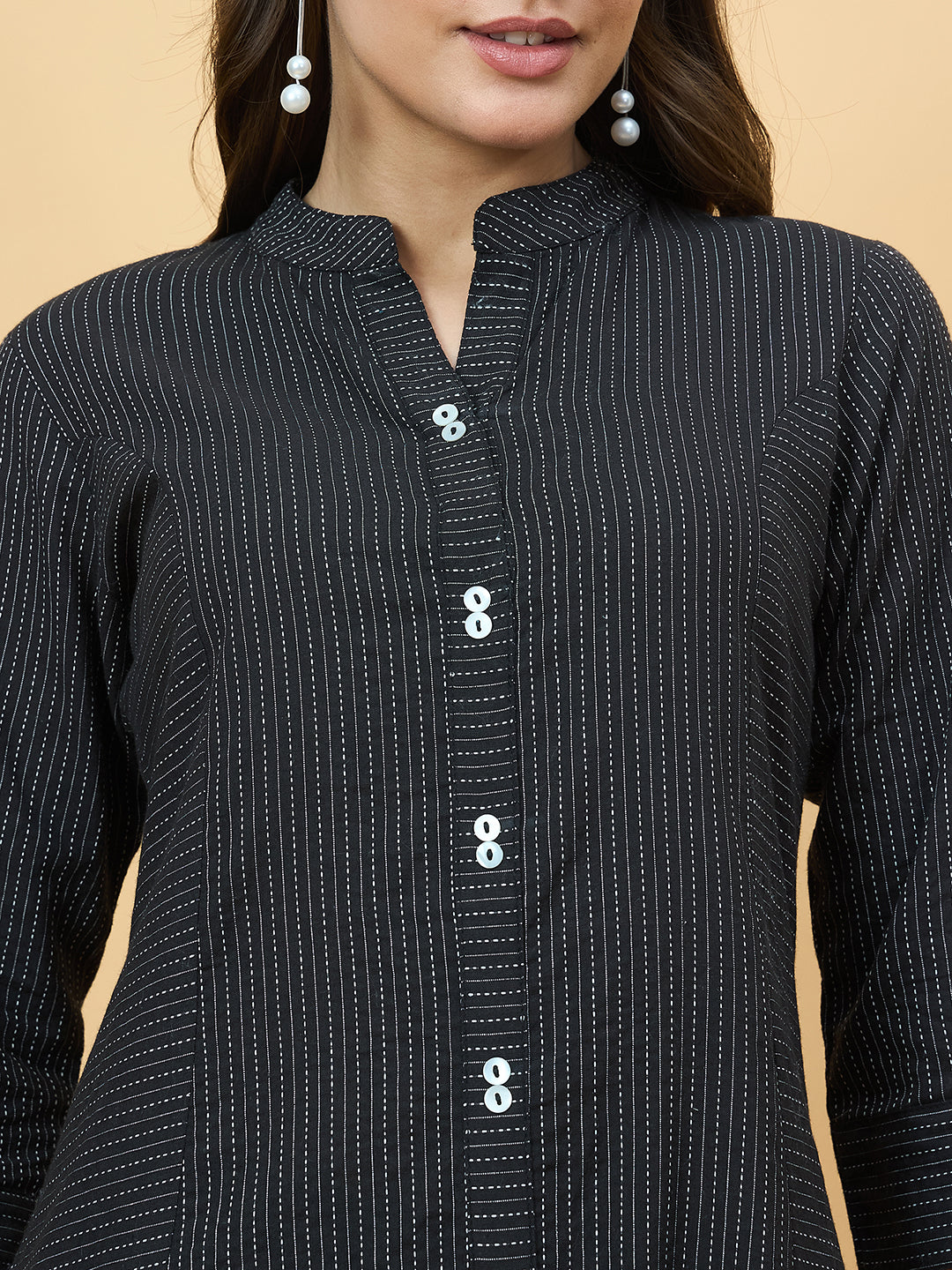 Cotton Thread Work Mandarin Collar Kurta With Pant