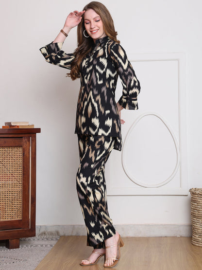 Black Abstract Printed Cotton Co-Ord Set for Women