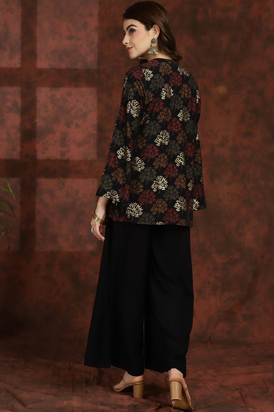 Black V-Neck Ethnic Printed Co-Ord Set with Palazzo & Jacket for Women
