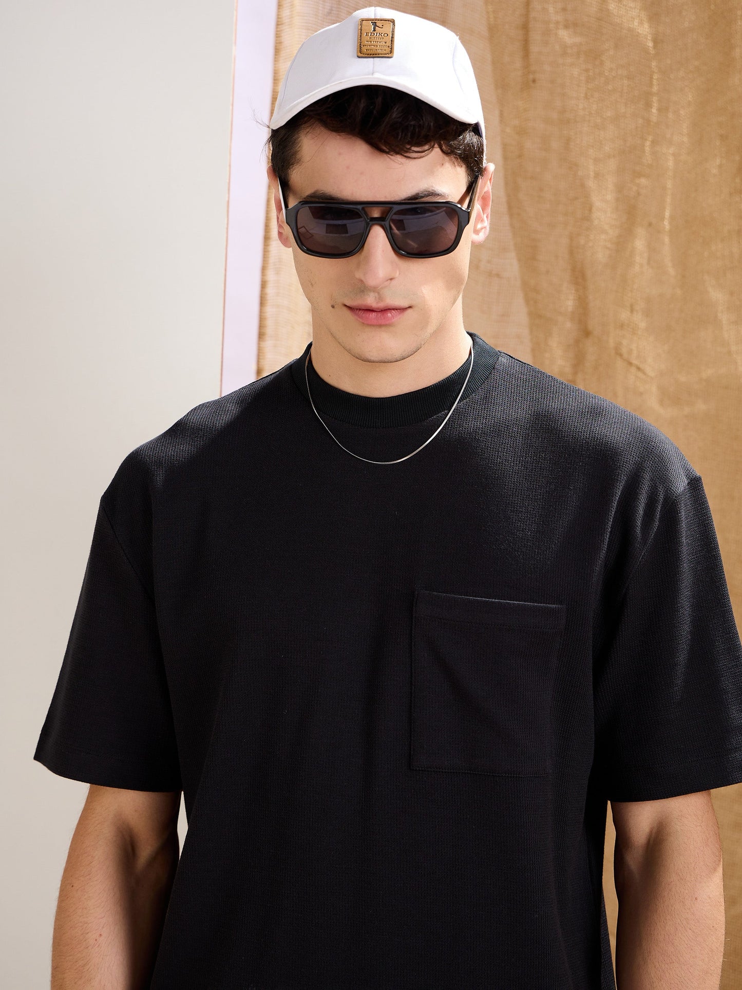 Men Black Waffle Front Pocket Oversize T-Shirt
