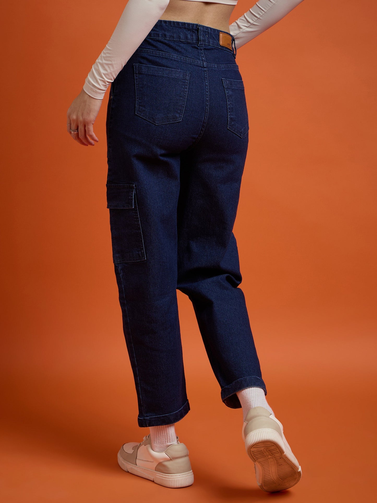 Women Blue Blast Multi Pockets Balloon Fit Jeans