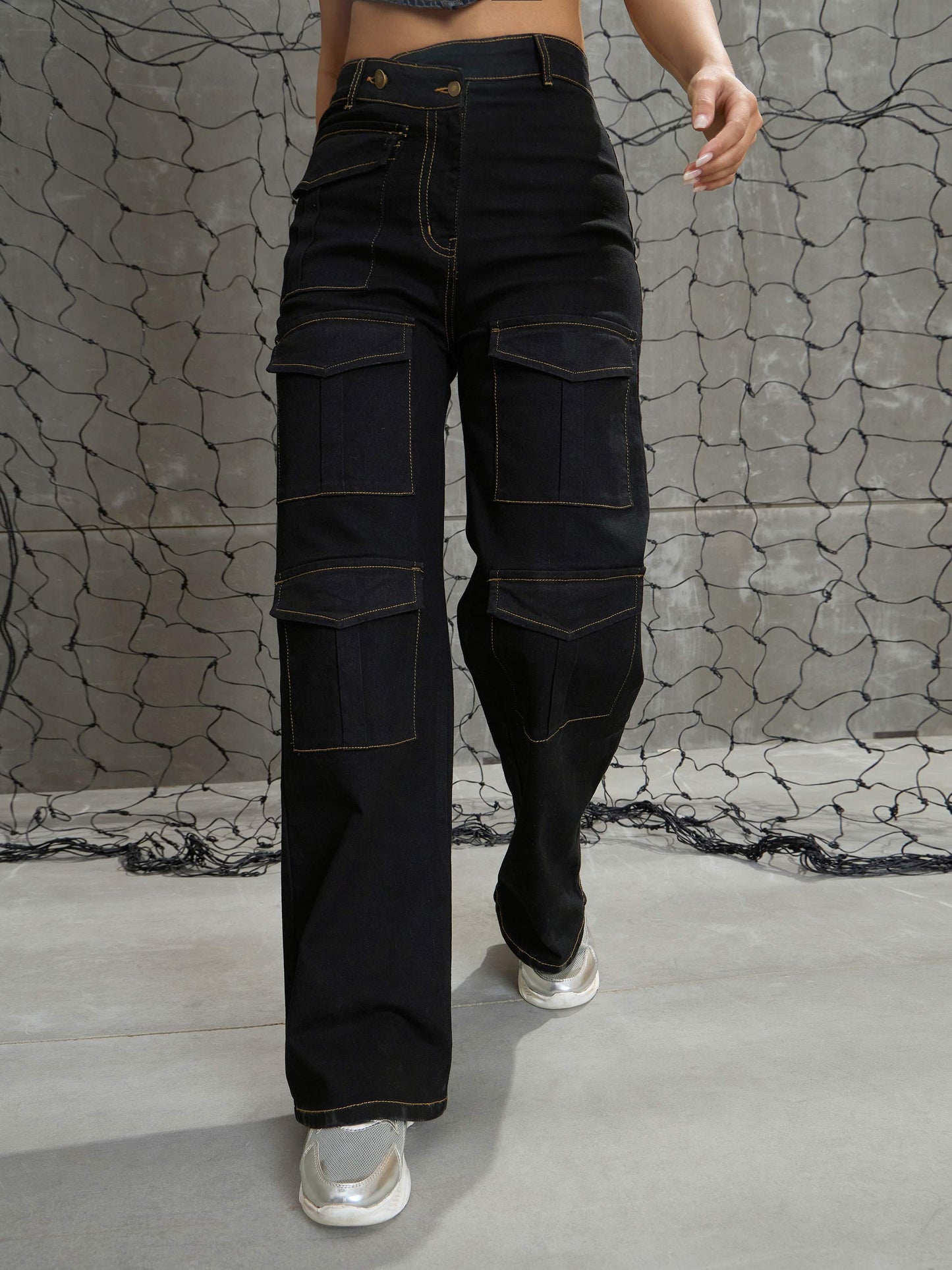 Women Black Cargo Straight Jeans